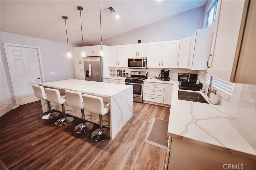 82518 Bogart Drive Indio, CA 92201