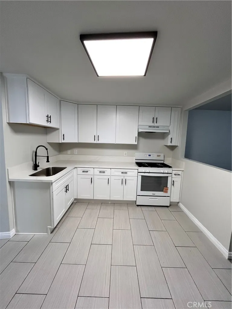 1634 W Parade Street #A Long Beach, CA 90810