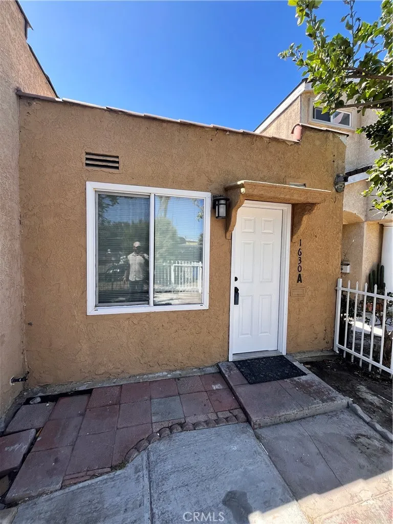 1634 W Parade Street #A Long Beach, CA 90810
