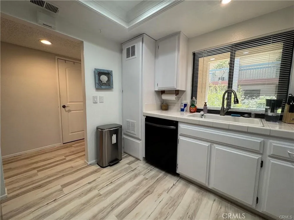 2512 E Willow #205 Signal Hill, CA 90755