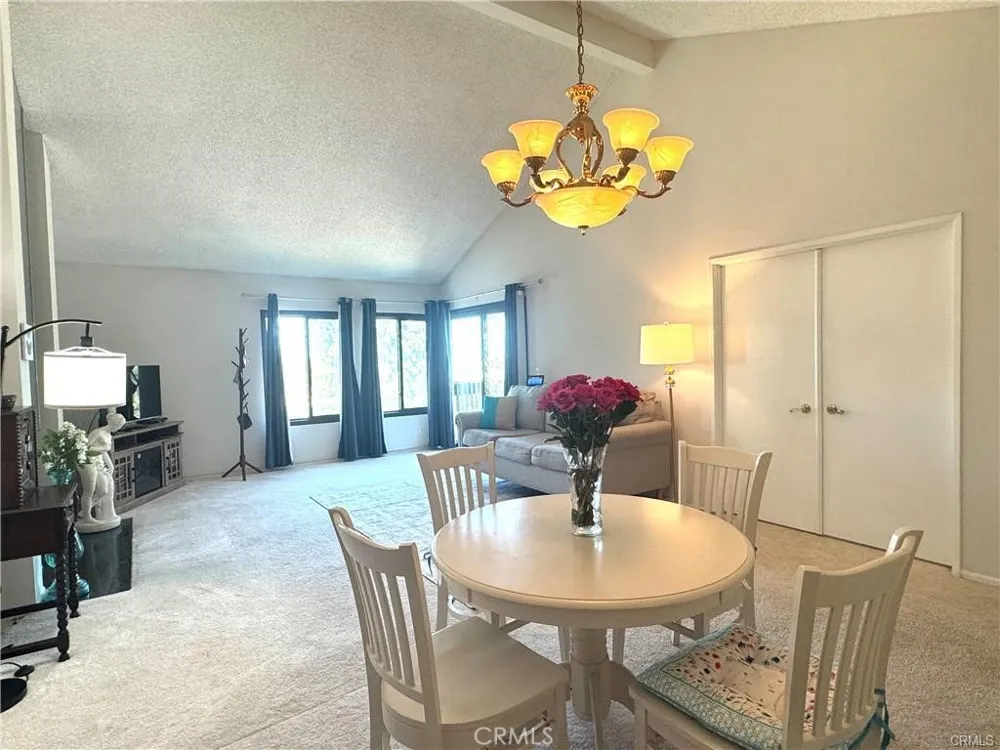 2512 E Willow #205 Signal Hill, CA 90755