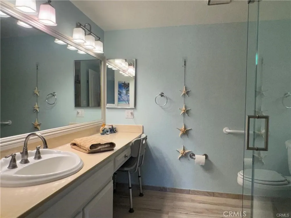 2512 E Willow #205 Signal Hill, CA 90755