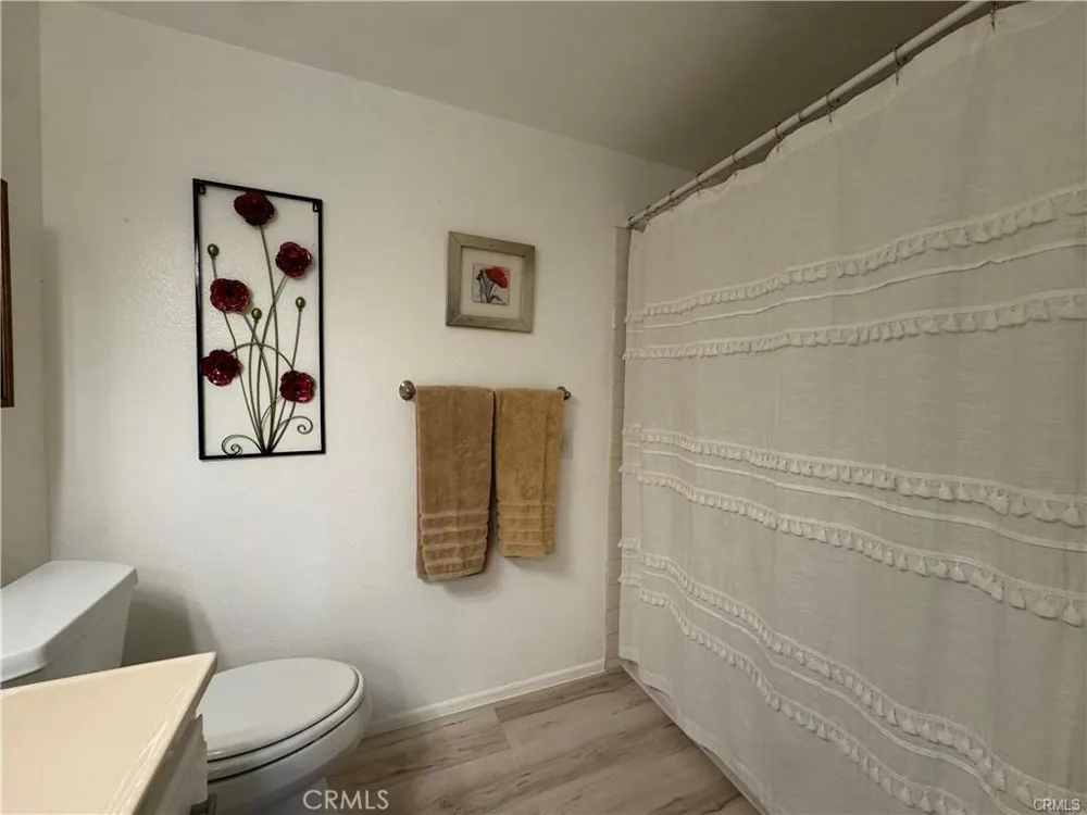 2512 E Willow #205 Signal Hill, CA 90755