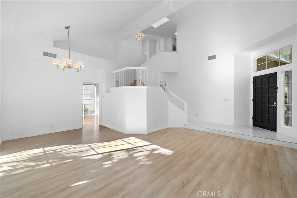 24302 Andrea St Laguna Hills, CA 92656