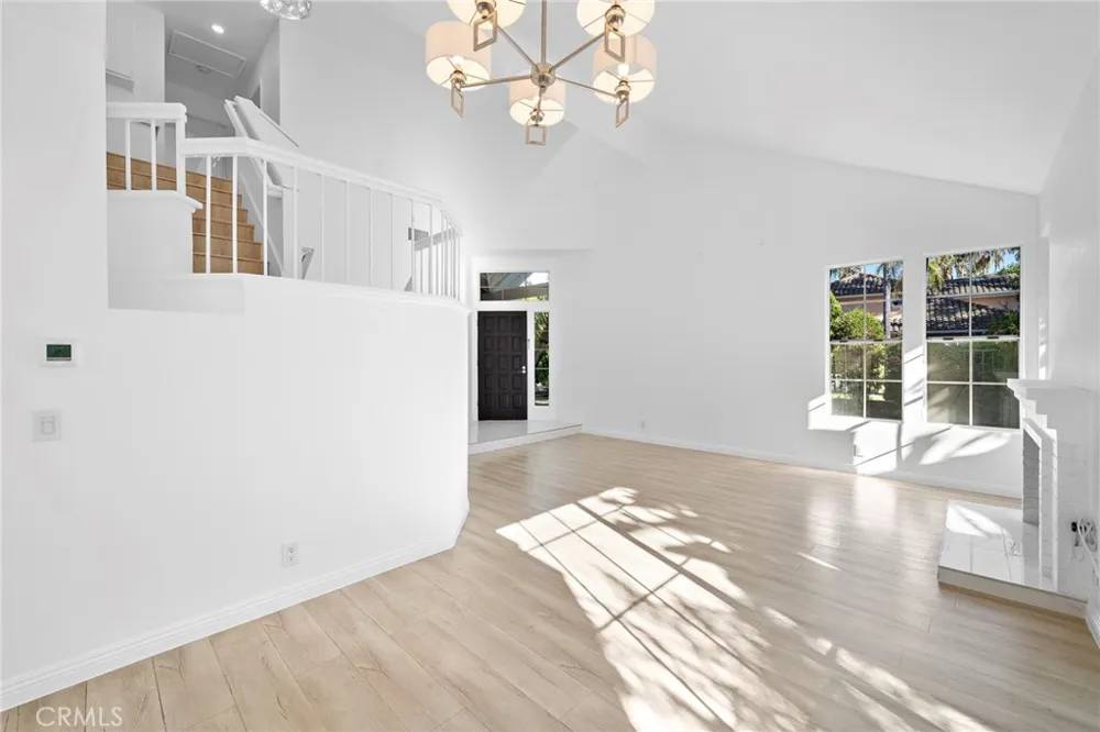 24302 Andrea St Laguna Hills, CA 92656