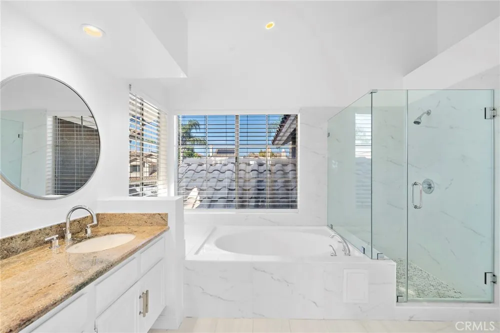 24302 Andrea St Laguna Hills, CA 92656