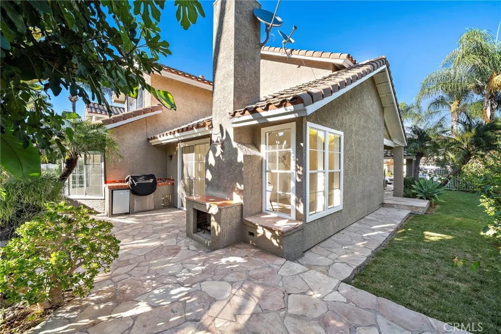 24302 Andrea St Laguna Hills, CA 92656