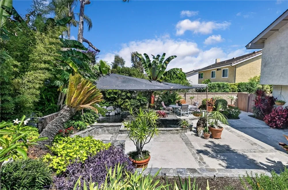 15919 SAN ANTONIO AVENUE La Mirada, CA 90638