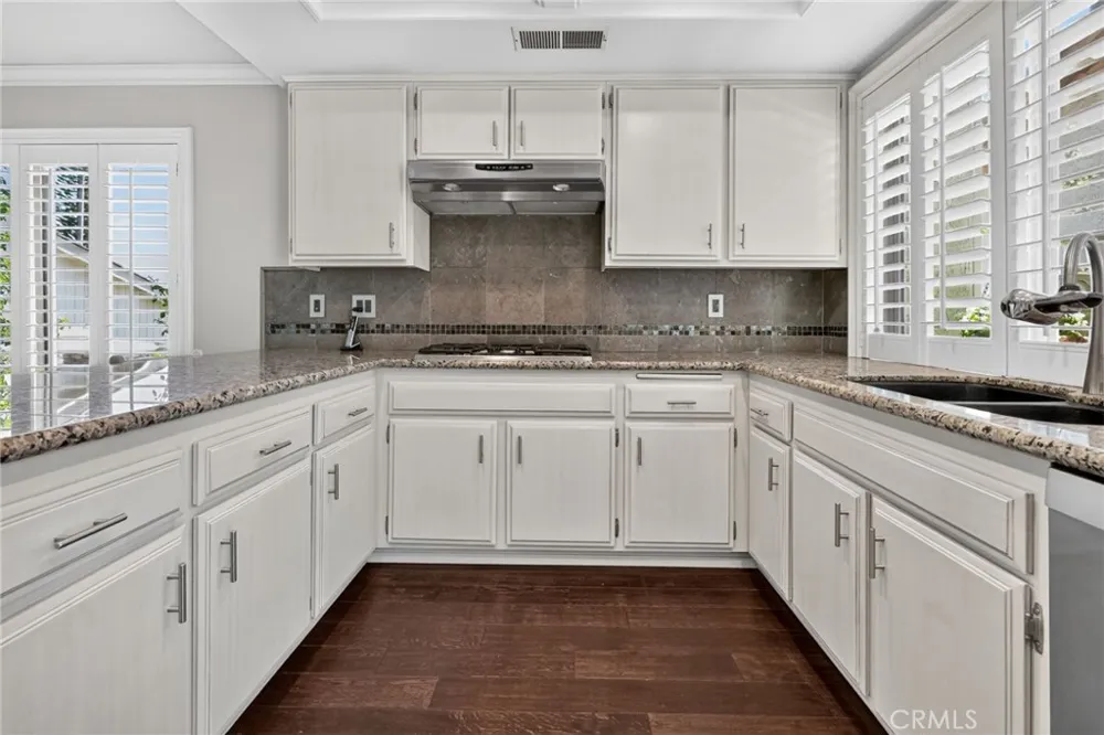 15919 SAN ANTONIO AVENUE La Mirada, CA 90638
