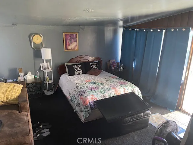 1203 S CASTLEGATE AVENUE Compton, CA 90221