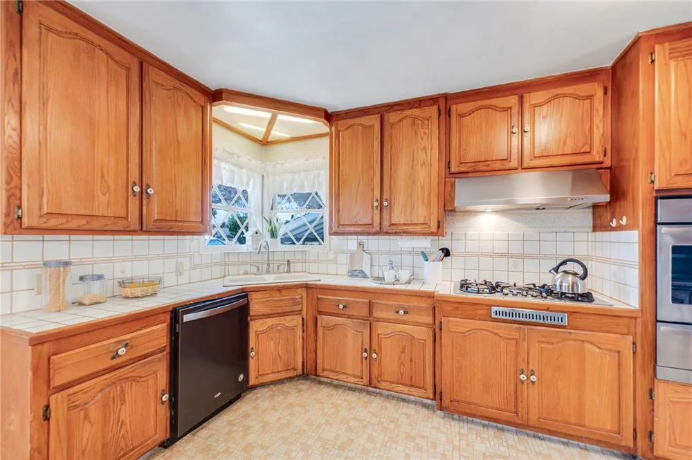 9932 Belfair Street Bellflower, CA 90706