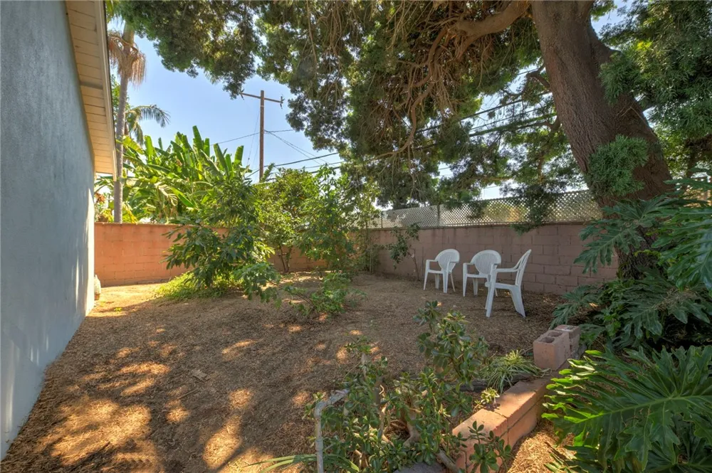 9932 Belfair Street Bellflower, CA 90706