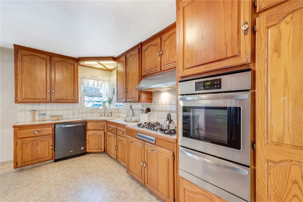 9932 Belfair Street Bellflower, CA 90706