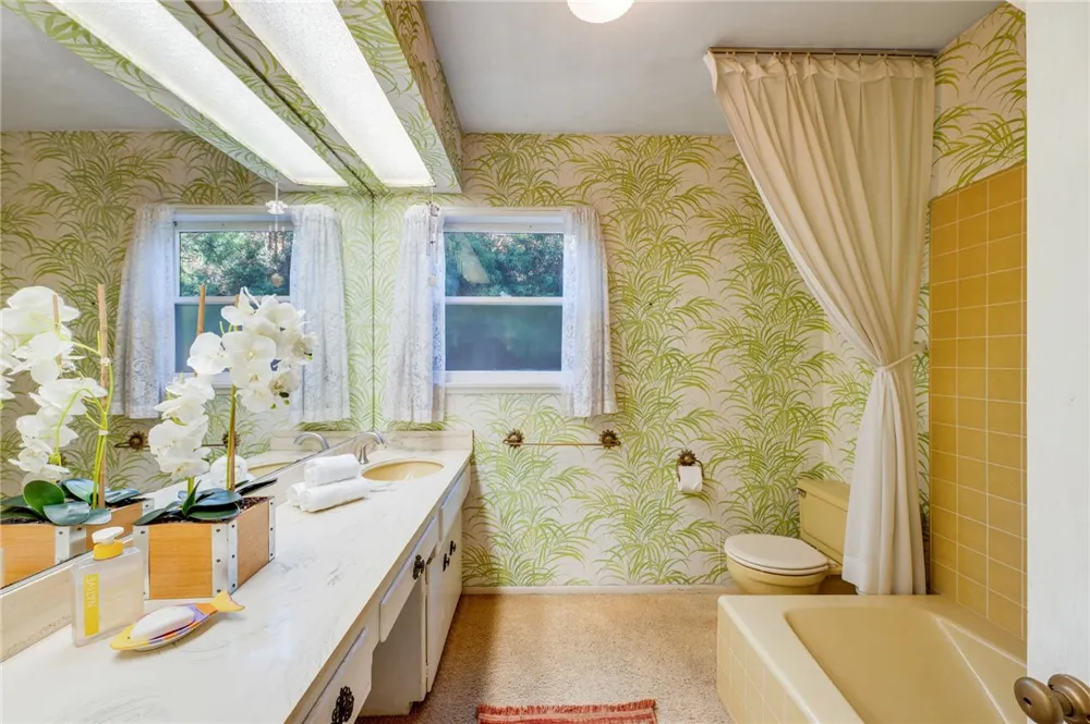 9932 Belfair Street Bellflower, CA 90706