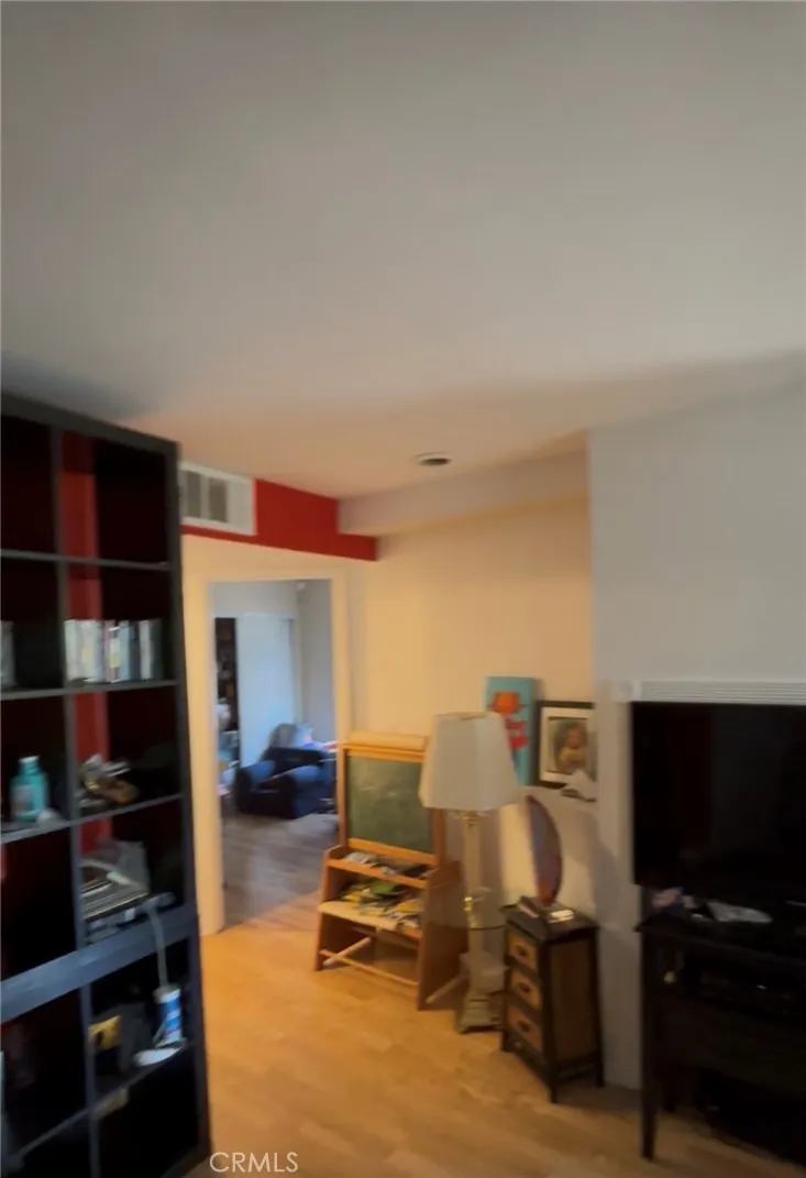 19834 sandpiper pl Newhall, CA 91321