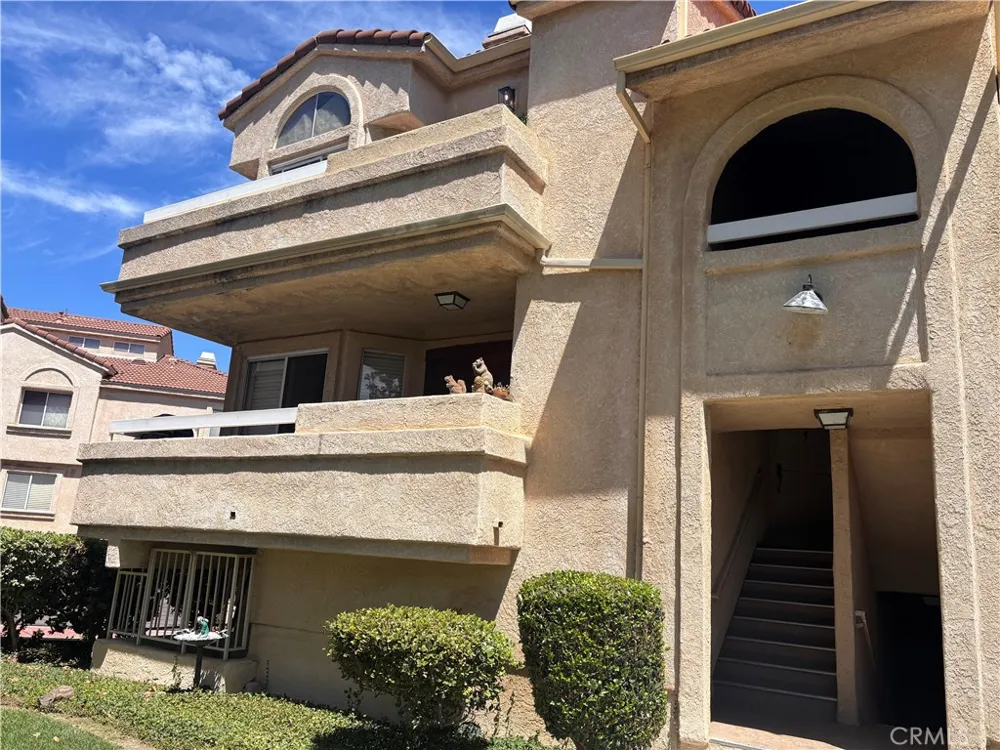 19834 sandpiper pl Newhall, CA 91321