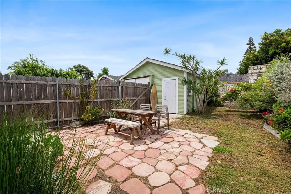 2639 S Denison Avenue San Pedro, CA 90731