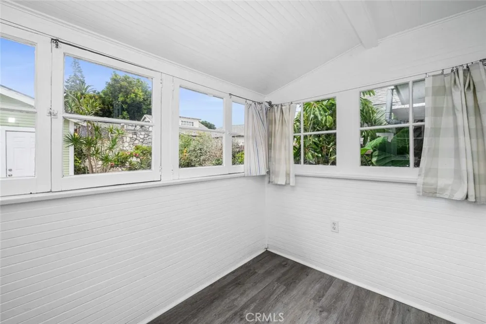 2639 S Denison Avenue San Pedro, CA 90731