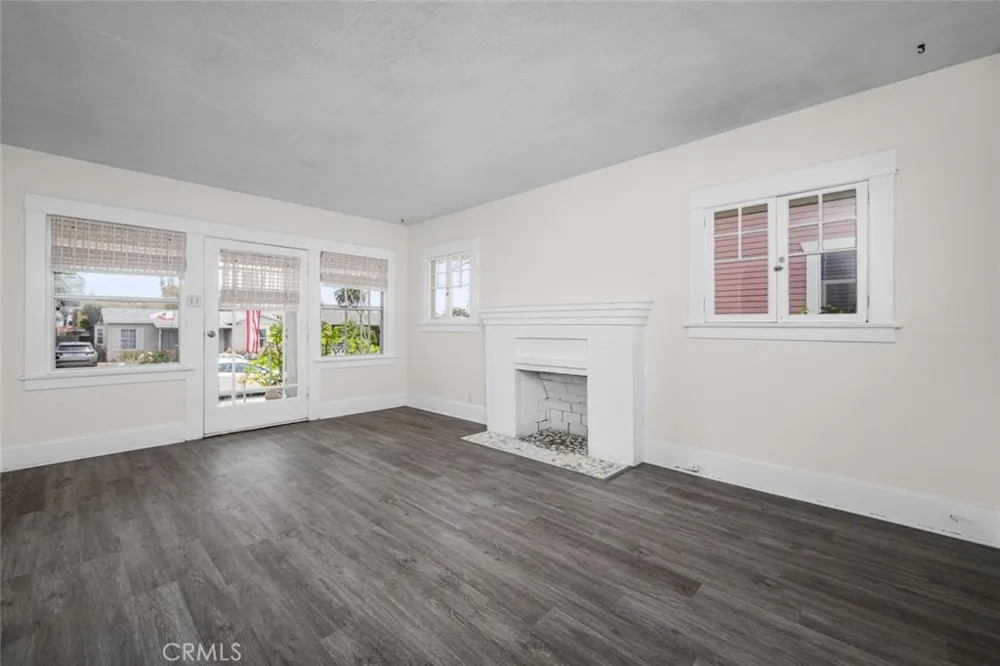 2639 S Denison Avenue San Pedro, CA 90731