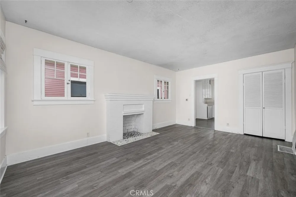 2639 S Denison Avenue San Pedro, CA 90731