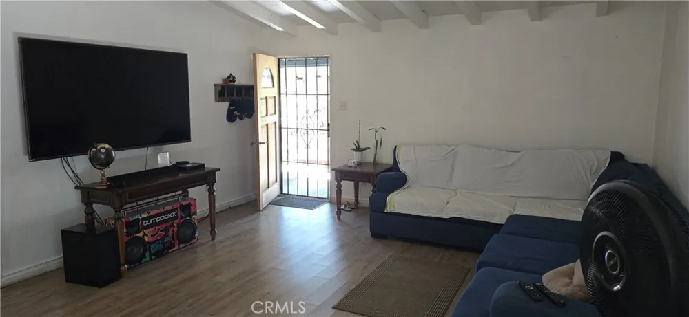 7006 Elm San Bernardino, CA 92404