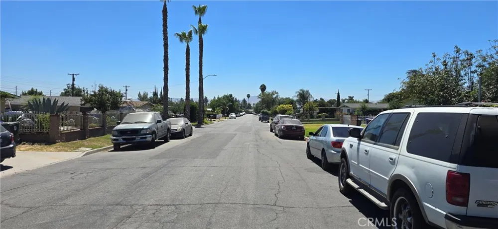 7006 Elm San Bernardino, CA 92404