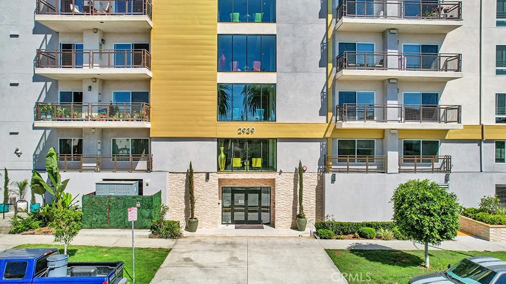 2939 Leeward Ave #615 Los Angeles, CA 90005