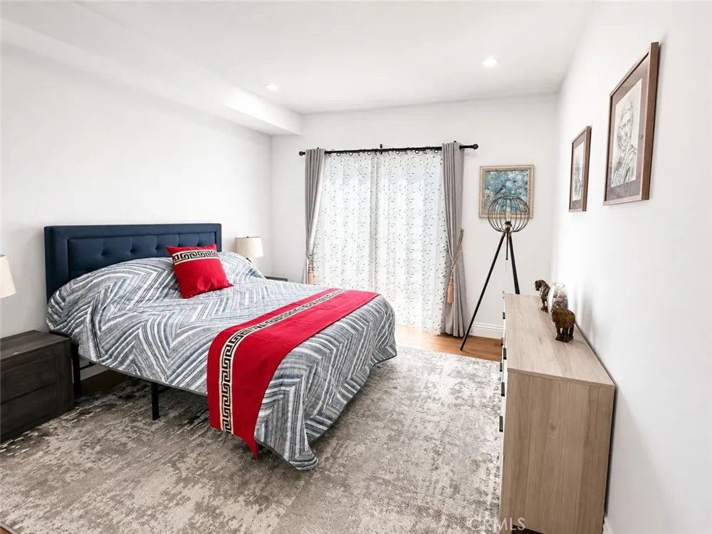 2939 Leeward Ave #615 Los Angeles, CA 90005