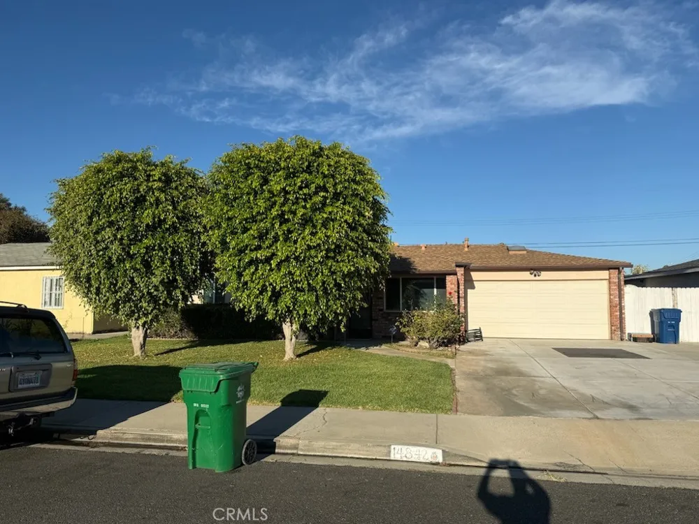 14842 Purdy Midway City, CA 92655