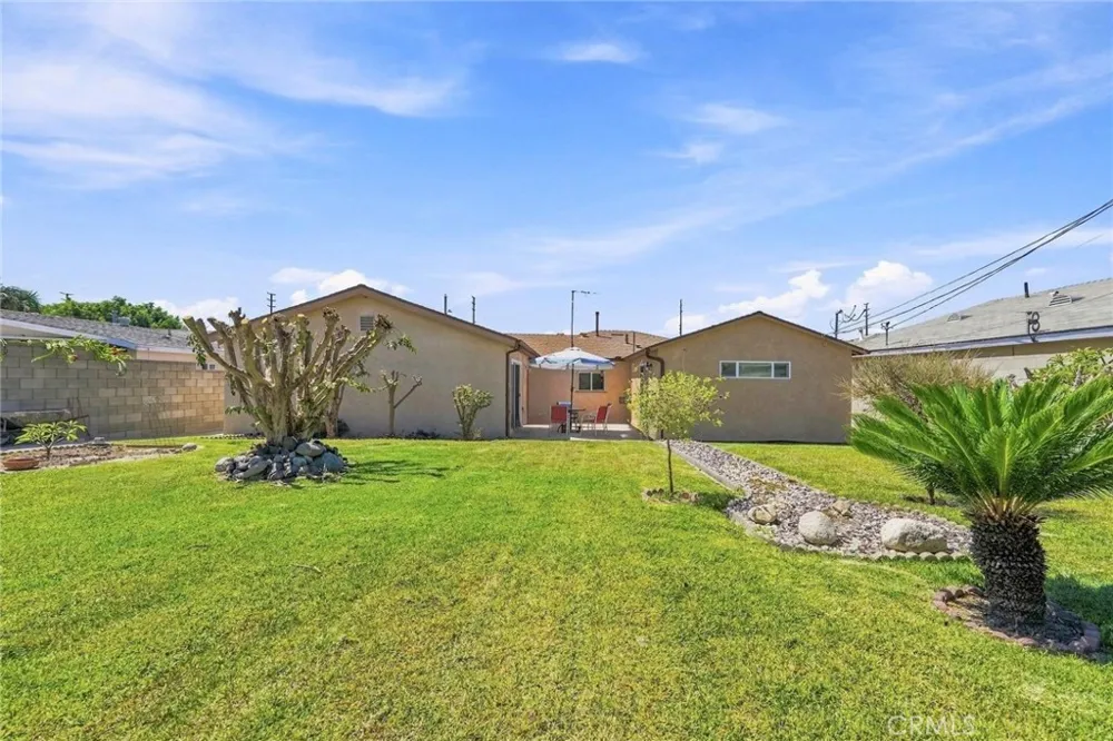 14842 Purdy Midway City, CA 92655