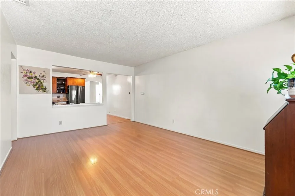 14842 Purdy Midway City, CA 92655