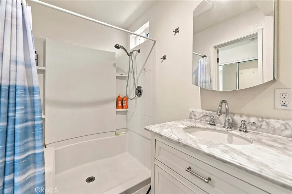 14842 Purdy Midway City, CA 92655