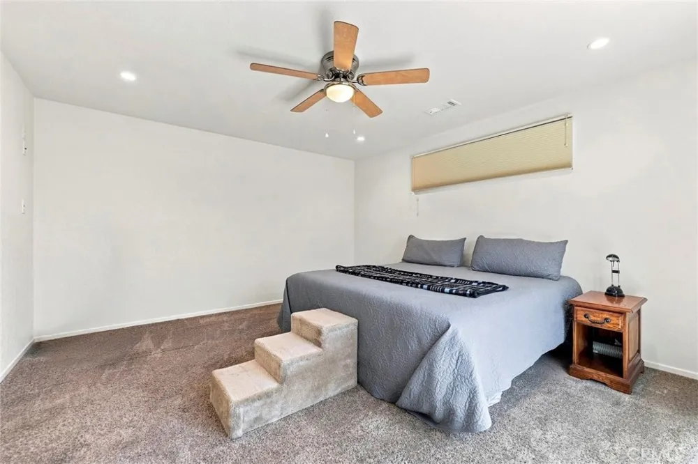 14842 Purdy Midway City, CA 92655