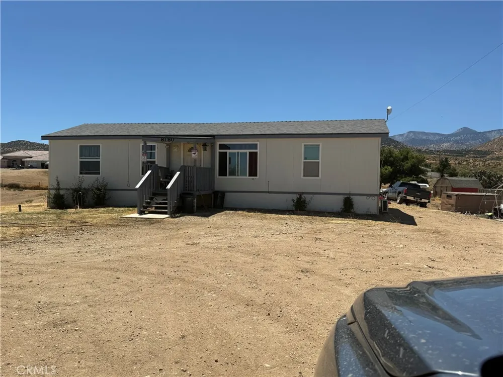 8180 Ailanthus Street Phelan, CA 92371