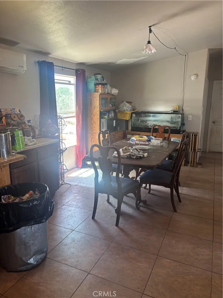 8180 Ailanthus Street Phelan, CA 92371