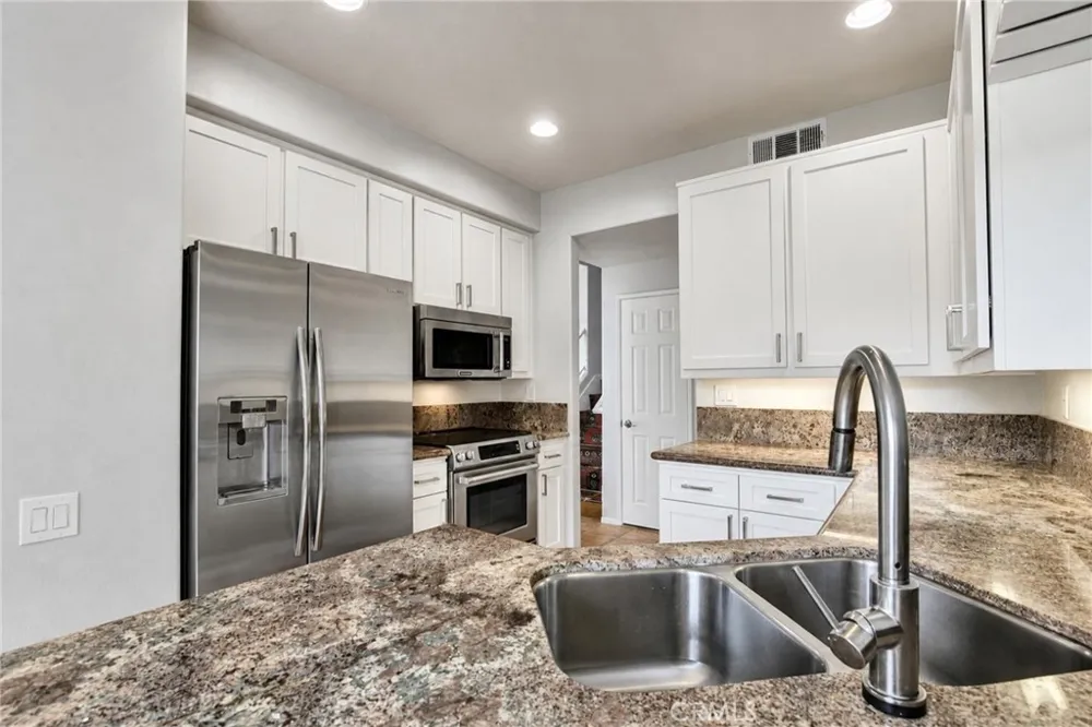 19 Bravo Aliso Viejo, CA 92656
