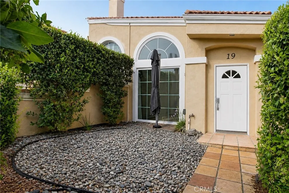 19 Bravo Aliso Viejo, CA 92656