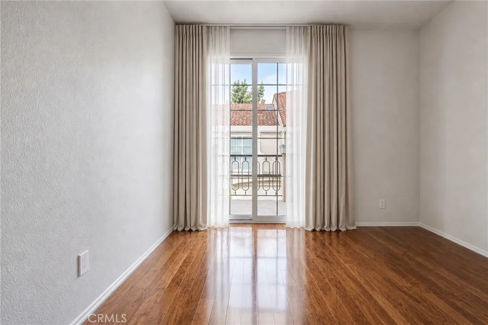 19 Bravo Aliso Viejo, CA 92656