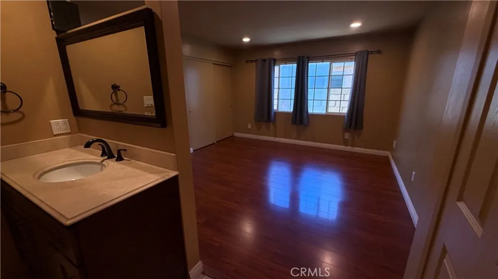 13519 Felson Cerritos, CA 90703
