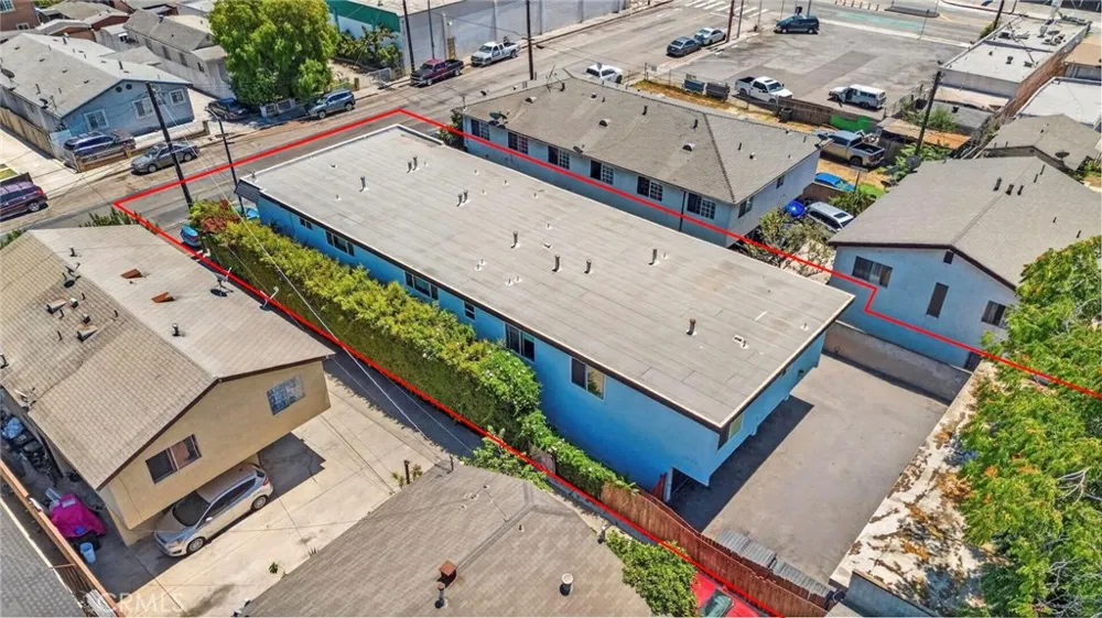 823 Lagoon Wilmington, CA 90744