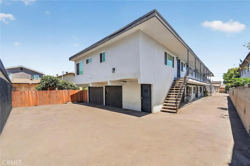 823 Lagoon Wilmington, CA 90744