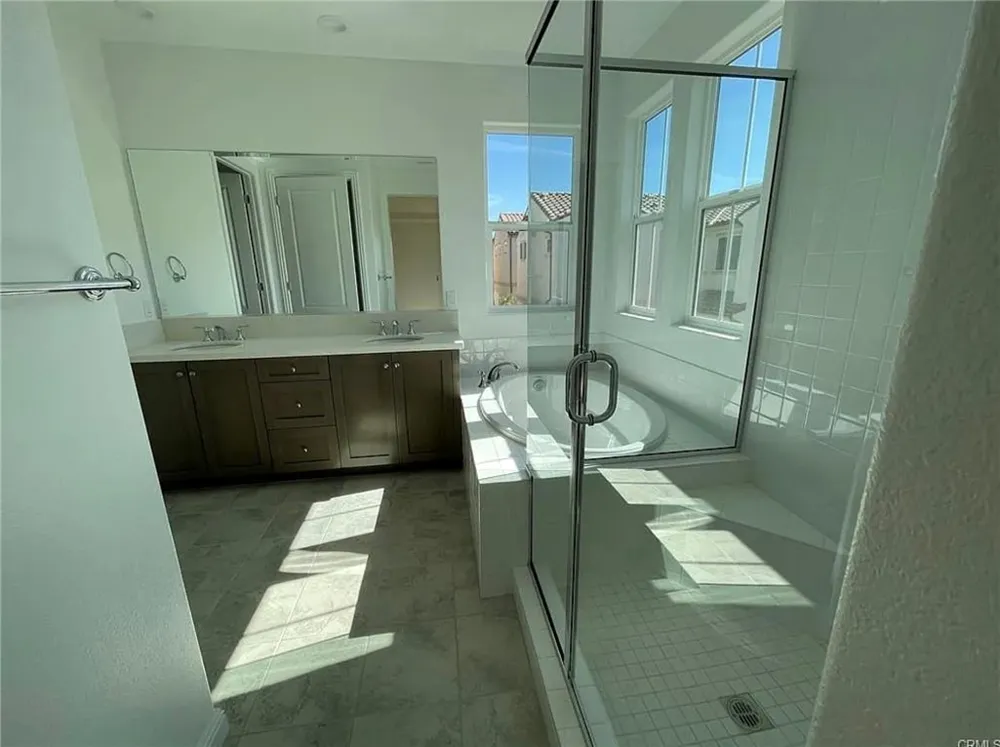 20814 W Bur Oak Porter Ranch, CA 91326