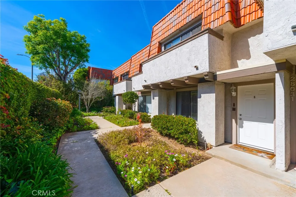 28033 Ridgebluff Court Rancho Palos Verdes, CA 90275