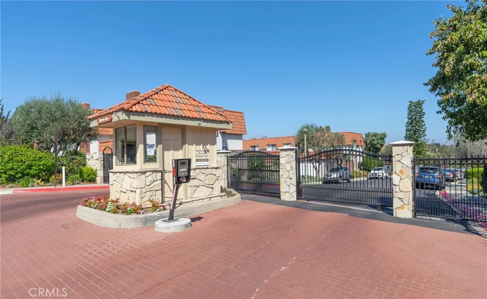 28033 Ridgebluff Court Rancho Palos Verdes, CA 90275