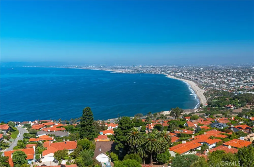 28033 Ridgebluff Court Rancho Palos Verdes, CA 90275