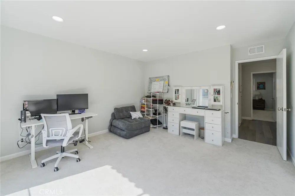 28033 Ridgebluff Court Rancho Palos Verdes, CA 90275
