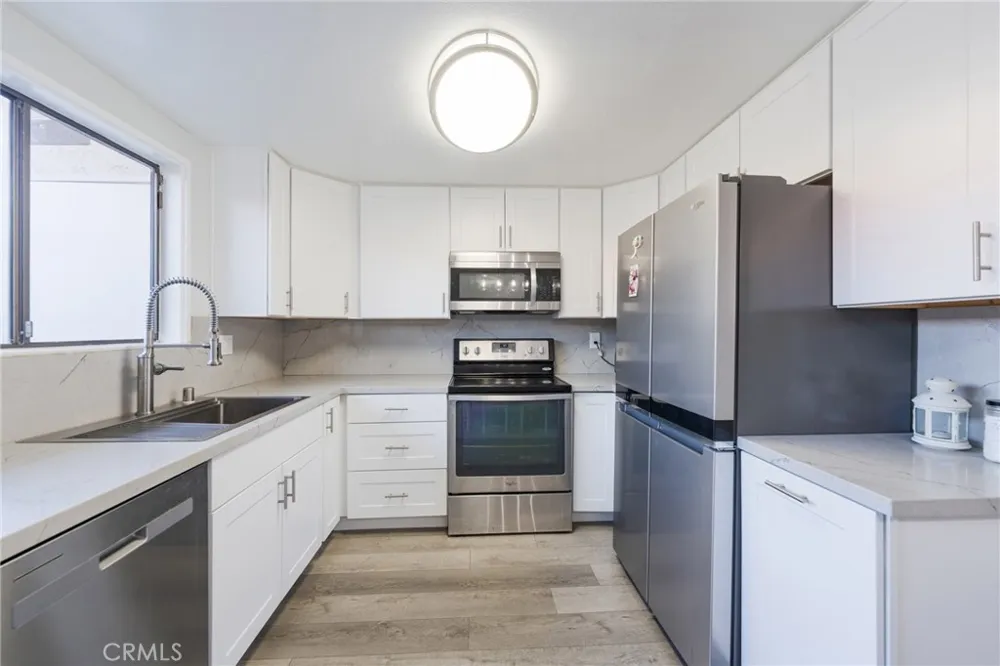 28033 Ridgebluff Court Rancho Palos Verdes, CA 90275