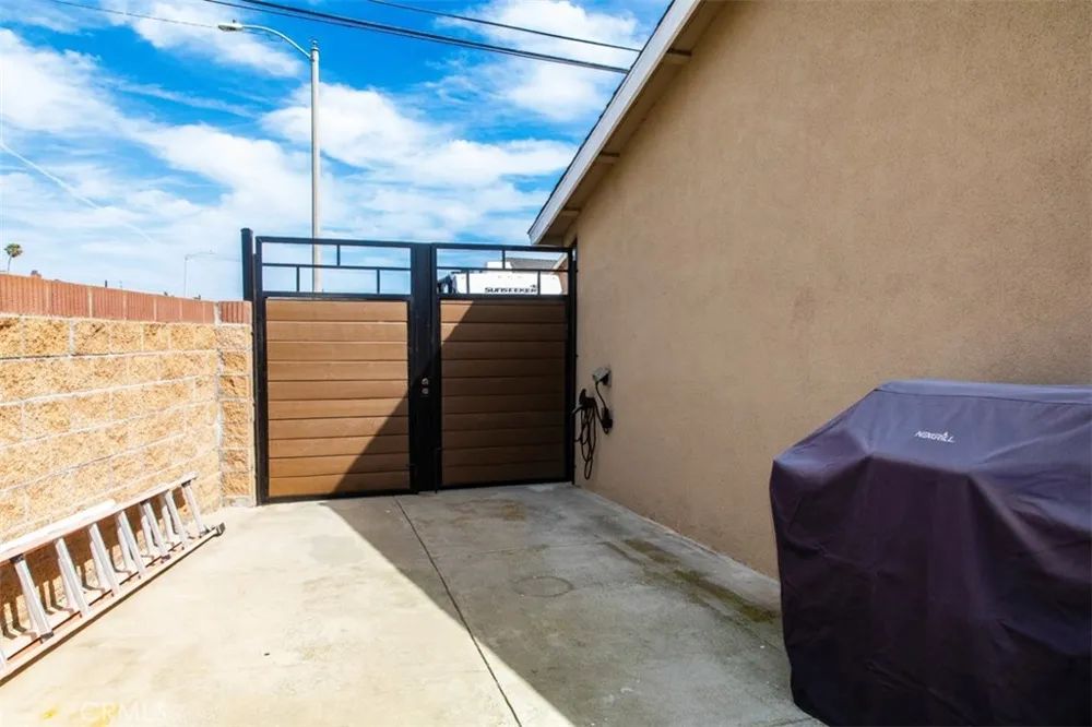 23404 Anza Avenue Torrance, CA 90505
