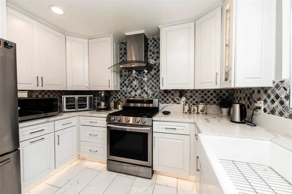 23404 Anza Avenue Torrance, CA 90505