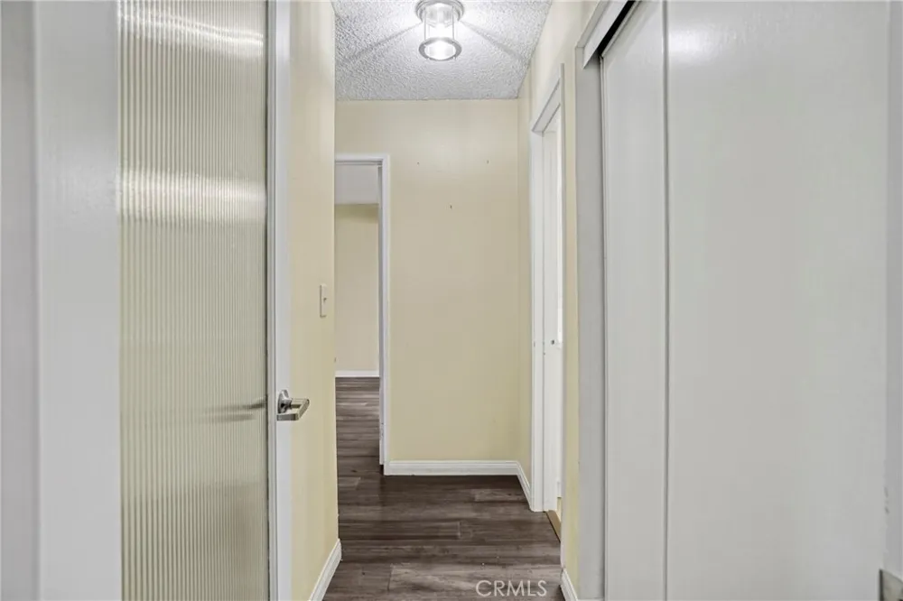 8650 Gulana Playa del Rey, CA 90293
